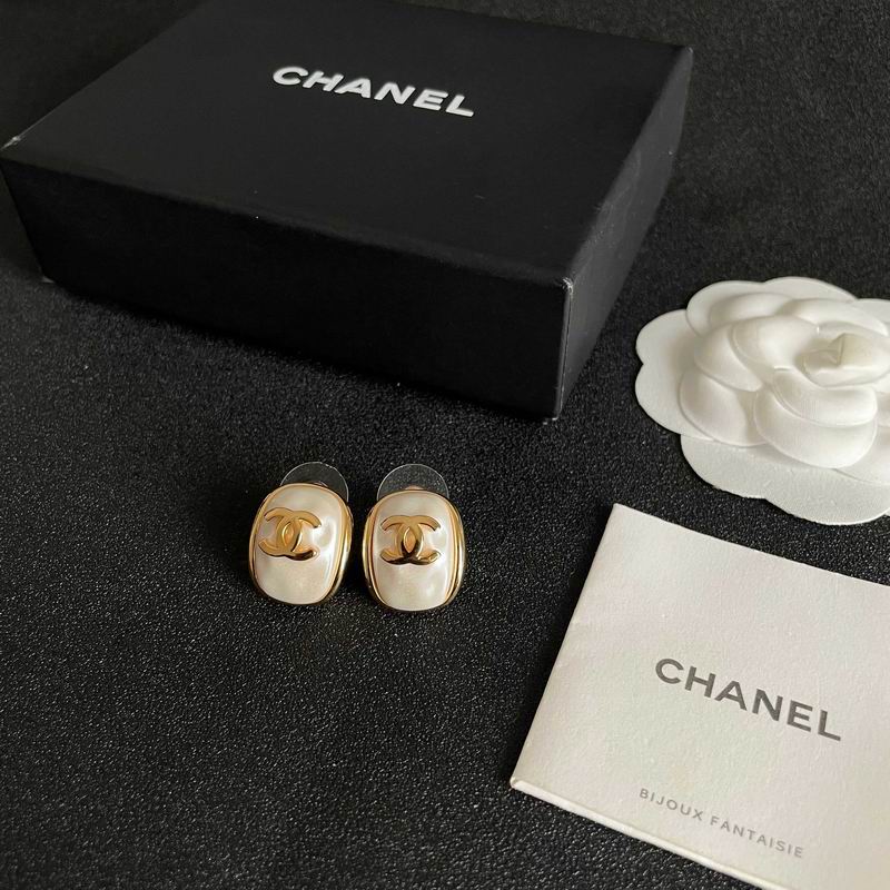 Chanel  Earring 03yxs574